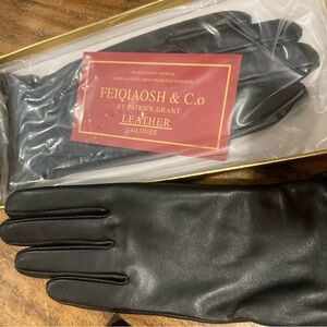 Feiqiaosh women’s black  Leather Gloves size L new